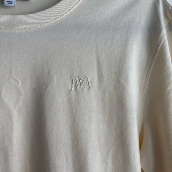 Uniqlo x JW Anderson Flared Hem Short Sleeved T-Shirt in Cream White - Small - Picture 5 of 7
